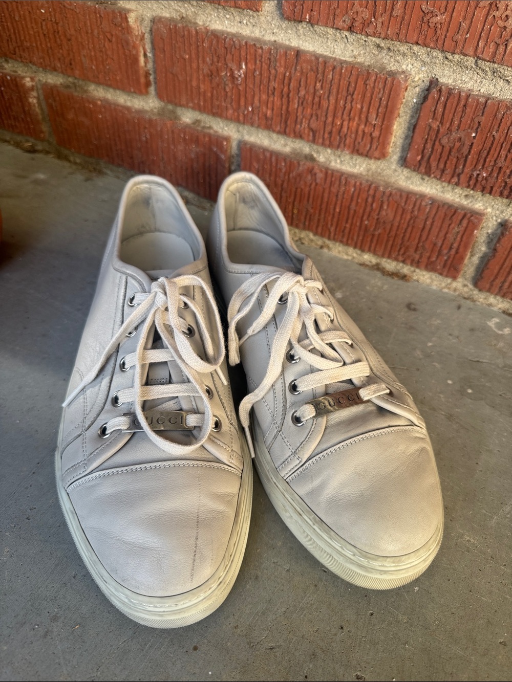 Gucci Miro Soft Leather Sneakers - Picture 5 of 12